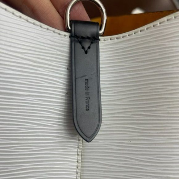 LOUIS VUITTON NEONOE TOTE HAND BAG EPI PURSE STRIPE LIMITED EDITION WHITE - Picture 16 of 16